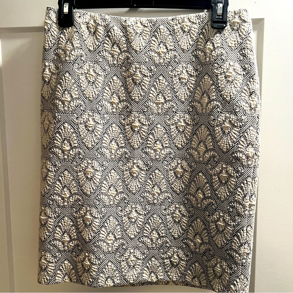 J McLaughlin skirt size S